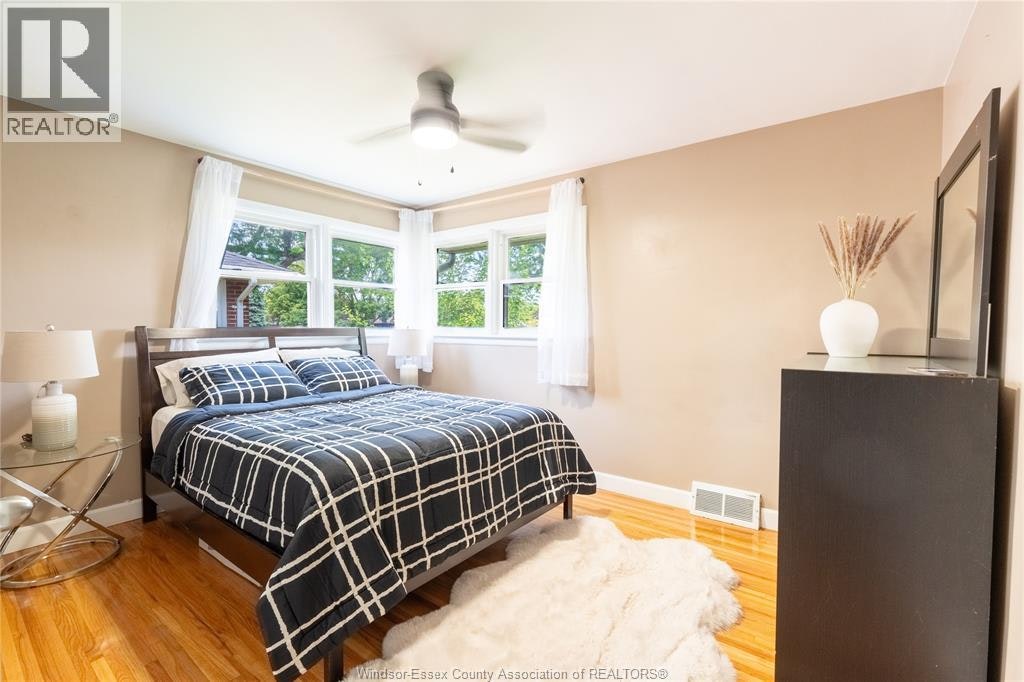3621 Mckay Avenue, Windsor, ON, N9E 2S3 - 12