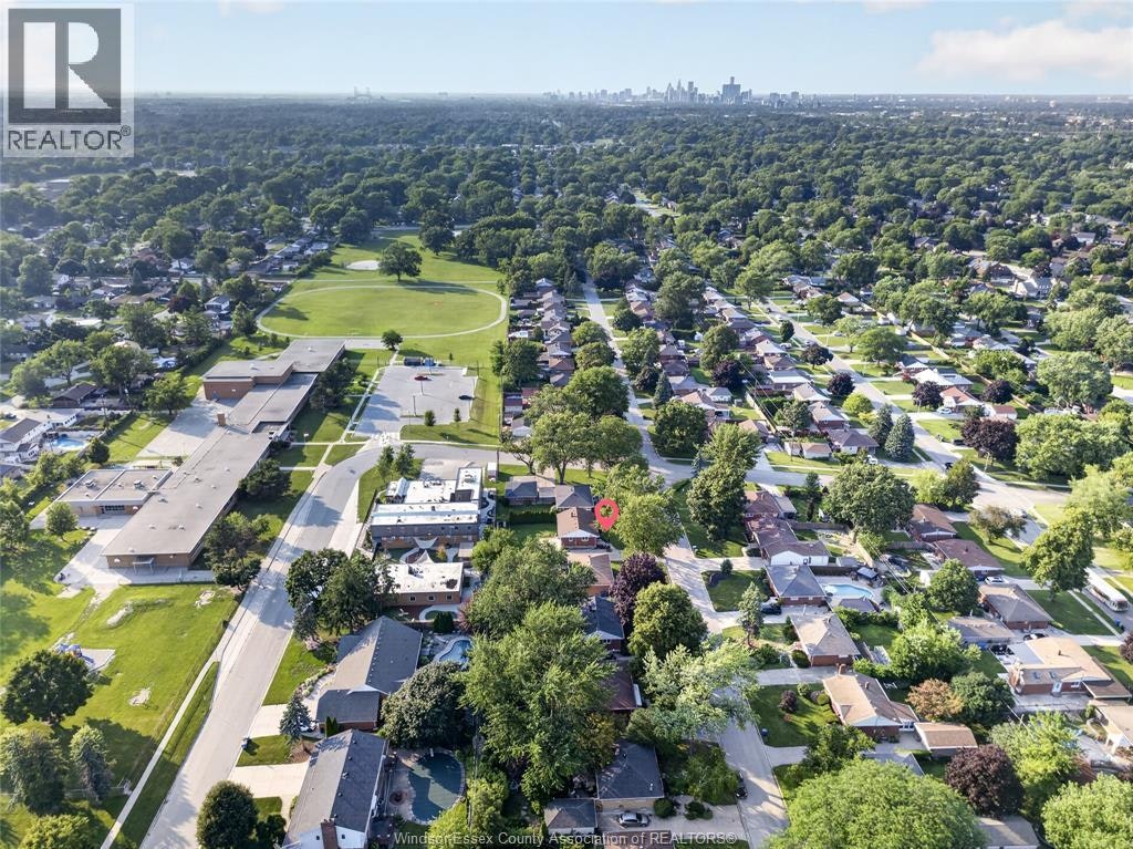 3621 Mckay Avenue, Windsor, ON, N9E 2S3 - 35
