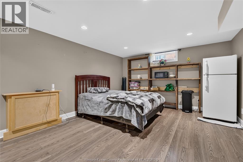 3621 Mckay Avenue, Windsor, ON, N9E 2S3 - 28