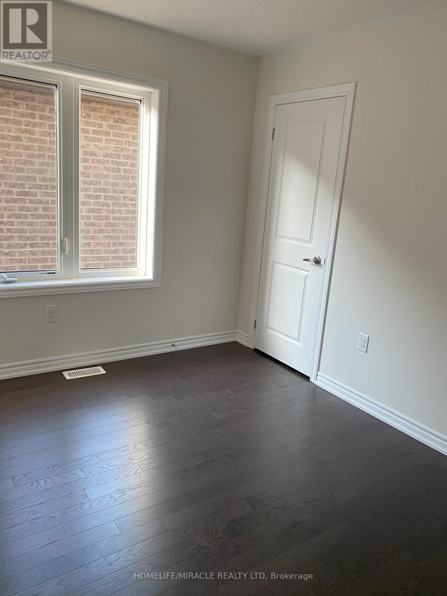 48 Prudhoe Terrace, Barrie, ON, L9J 0W2 - 20