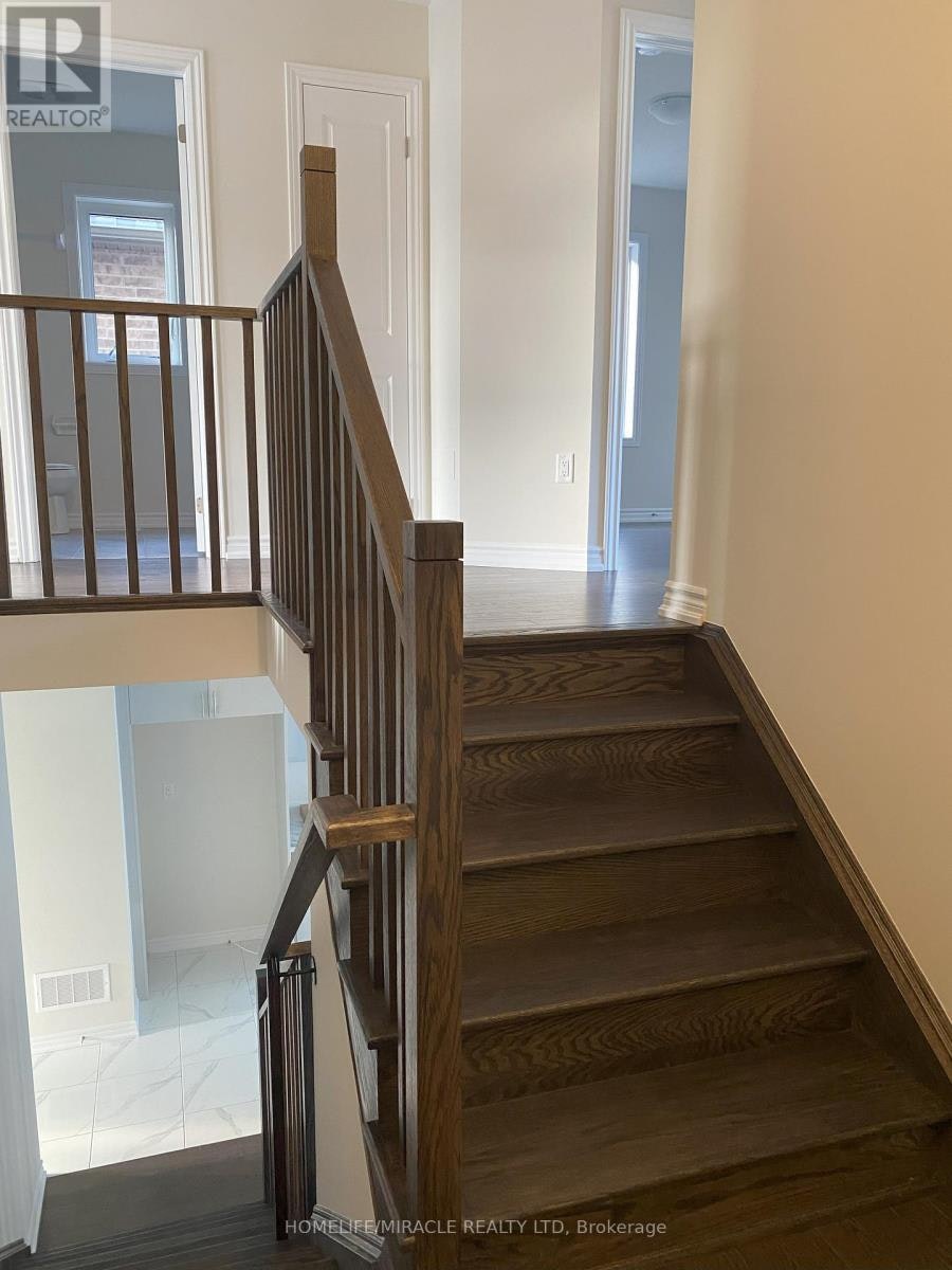 48 Prudhoe Terrace, Barrie, ON, L9J 0W2 - 12