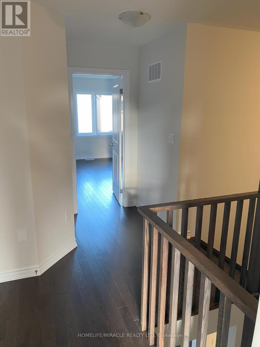 48 Prudhoe Terrace, Barrie, ON, L9J 0W2 - 15