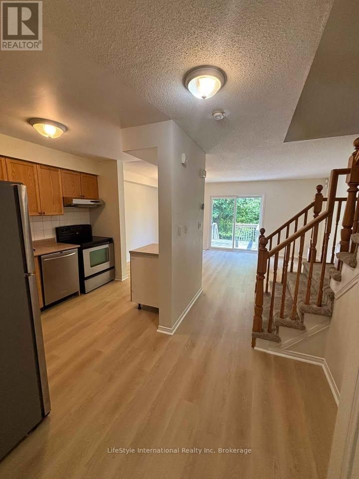 26 Roehampton Crescent, Guelph, ON, N1L 1M8 - 2