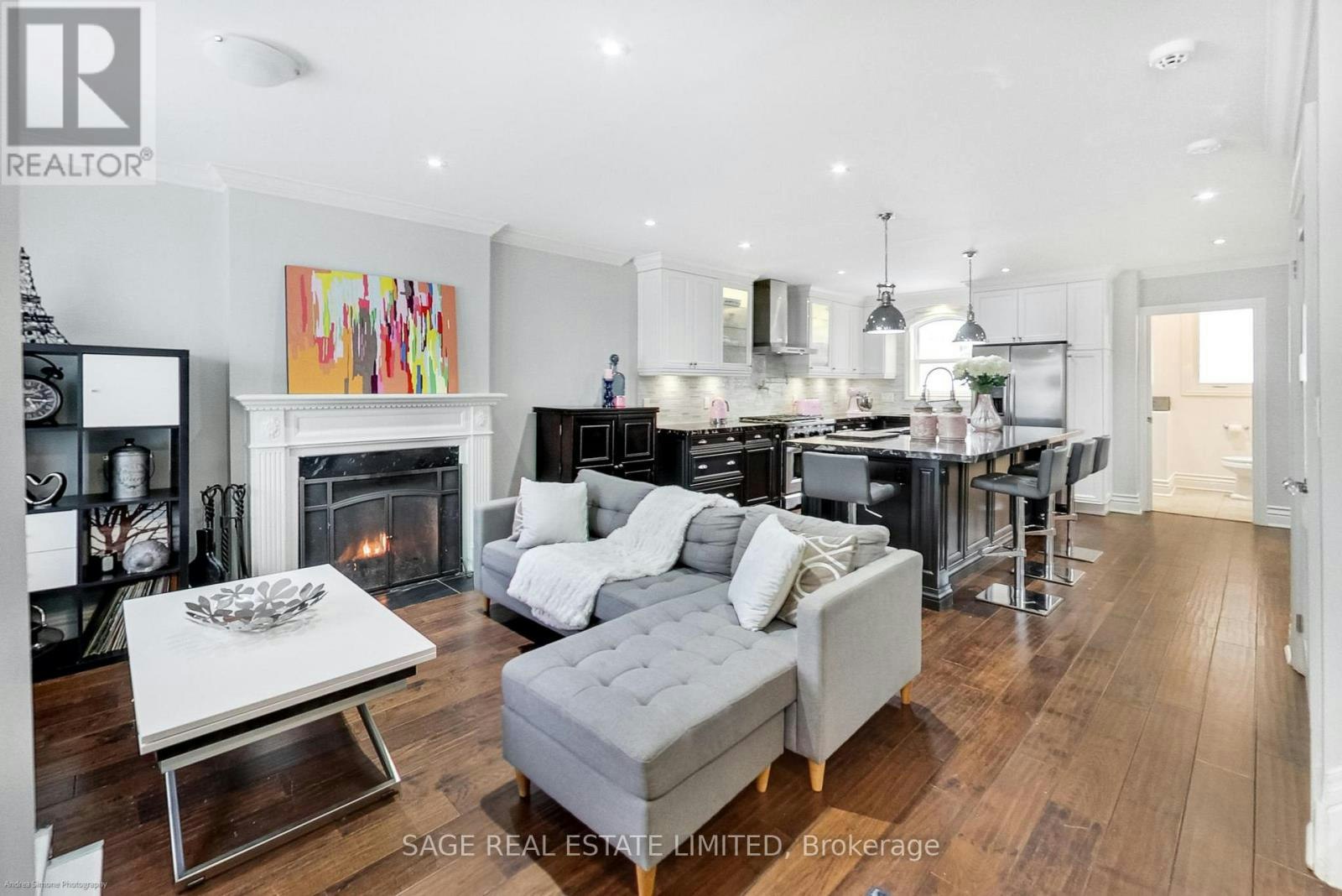 108 Beresford Avenue, Toronto, ON, M6S 3B1 - 5
