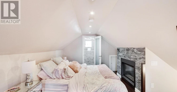 108 Beresford Avenue, Toronto, ON, M6S 3B1 - 26