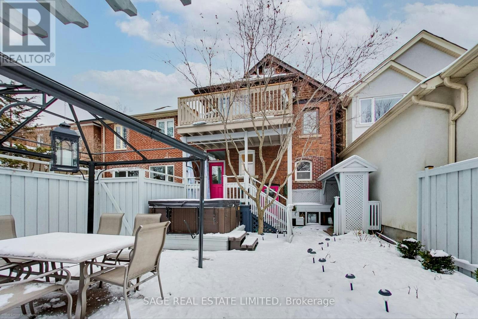 108 Beresford Avenue, Toronto, ON, M6S 3B1 - 38