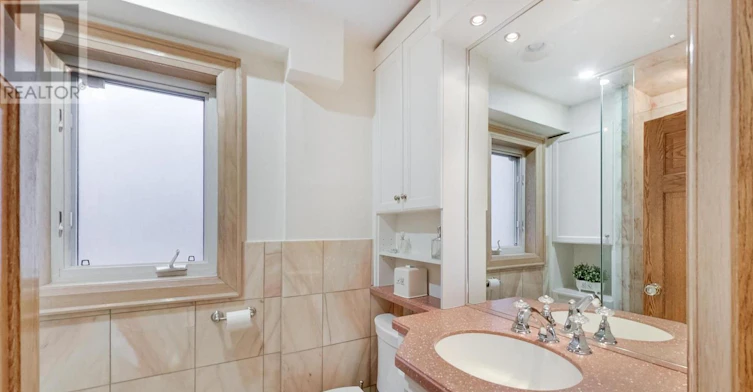 108 Beresford Avenue, Toronto, ON, M6S 3B1 - 21