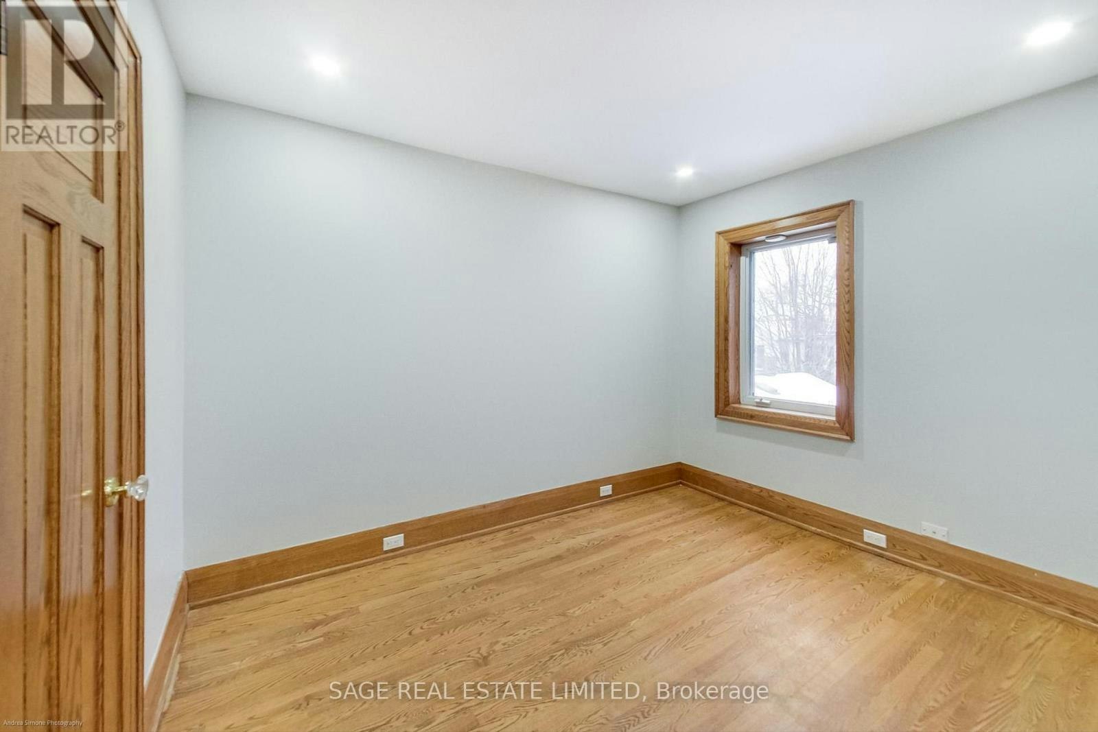 108 Beresford Avenue, Toronto, ON, M6S 3B1 - 23