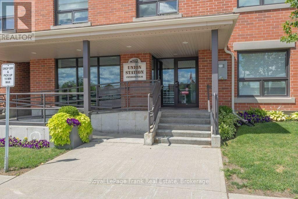 103-58 Glenelg Street W, Kawartha Lakes, ON, K9V 0M9