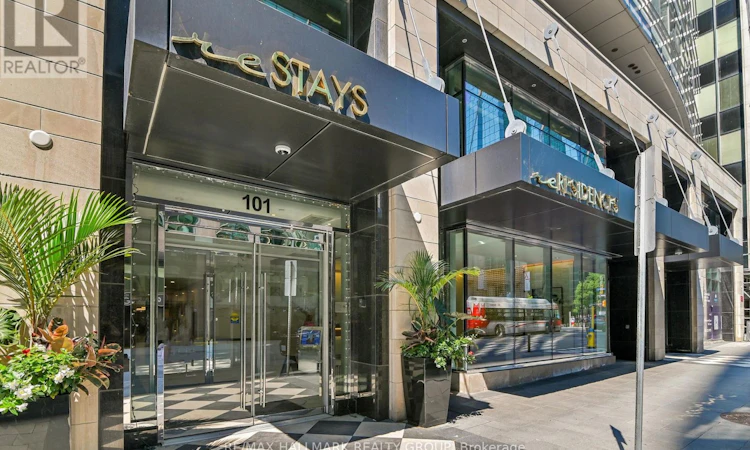 1504-101 Queen Street