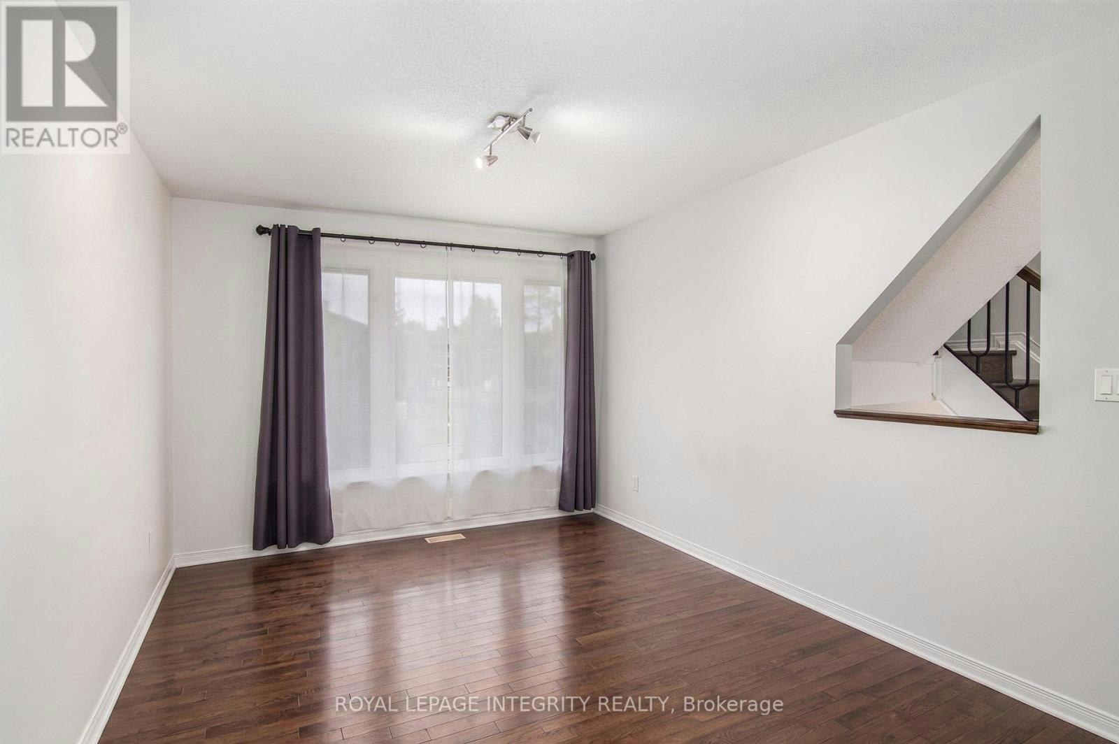 118 Monterey Drive, Ottawa, ON, K2H 7A8 - 3