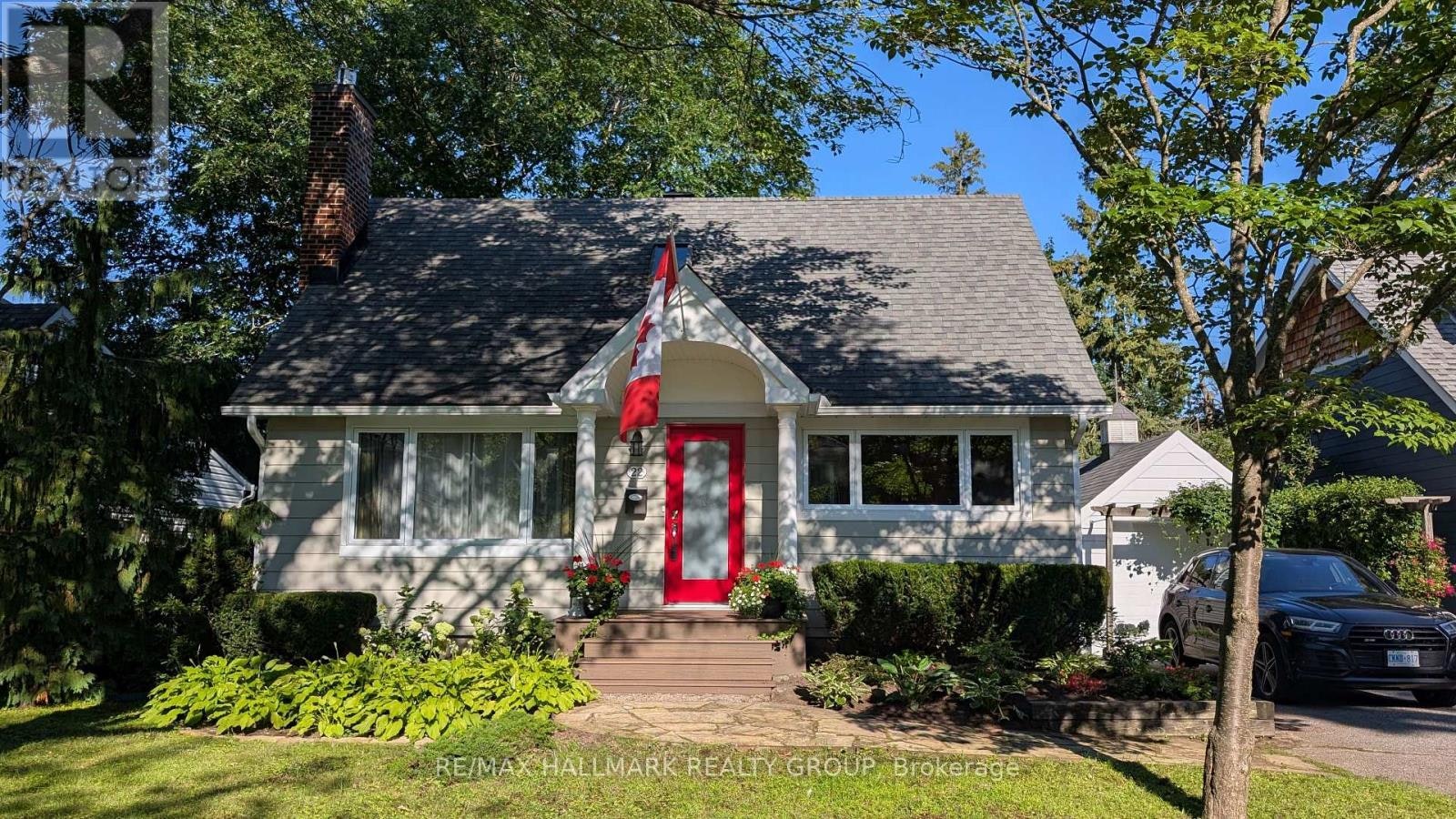 22 Dunvegan Road, Ottawa, ON, K1K 3E9