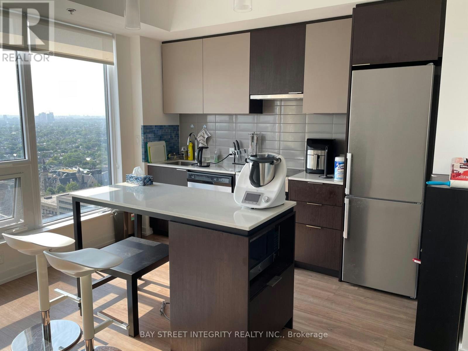 2803-203 College Street, Toronto, ON, M5T 0C8 - 4