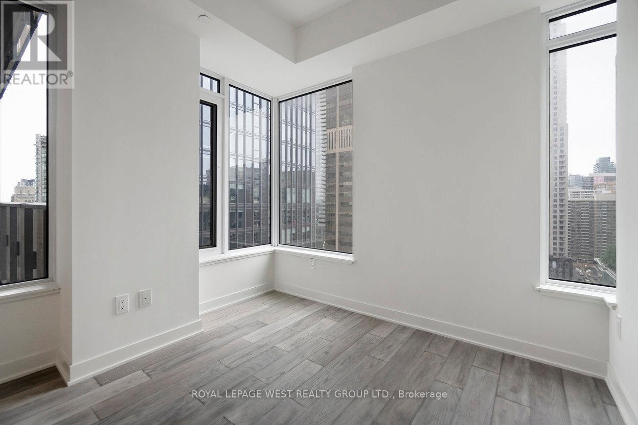 1310-11 Yorkville Avenue, Toronto, ON, M4W 0B7 - 32