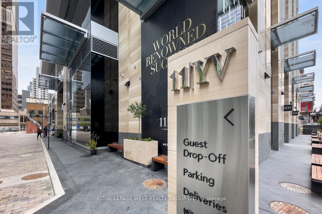 1310-11 Yorkville Avenue, Toronto, ON, M4W 0B7 - 3