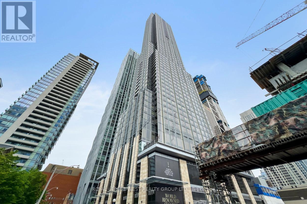 1310-11 Yorkville Avenue, Toronto, ON, M4W 0B7 - 2