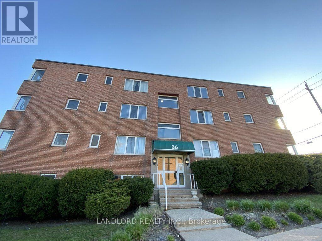 302-36 Wood Glen Road, Toronto, ON, M1N 2V9 - 16