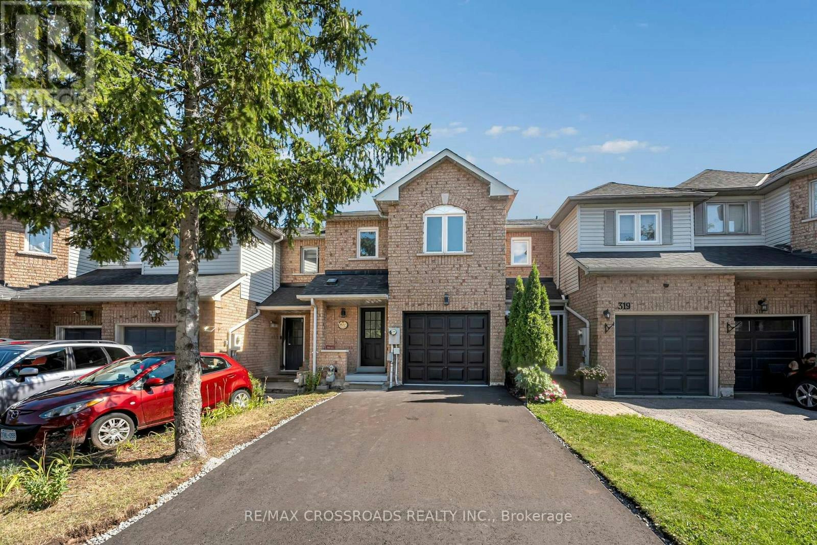 321 Sparrow Circle, Pickering, ON, L1V 6Y3