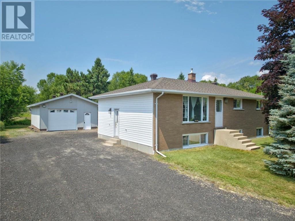 2525 Fournier Drive, Greater Sudbury, ON, P3N 1K9