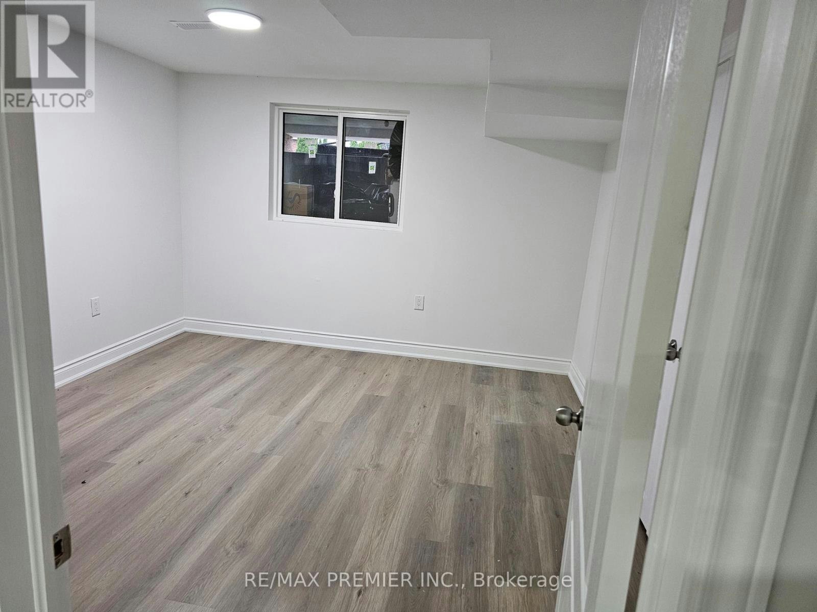 B - BASEMENT-16 Vineyard Court, Vaughan, ON, L4L 5M3 - 11