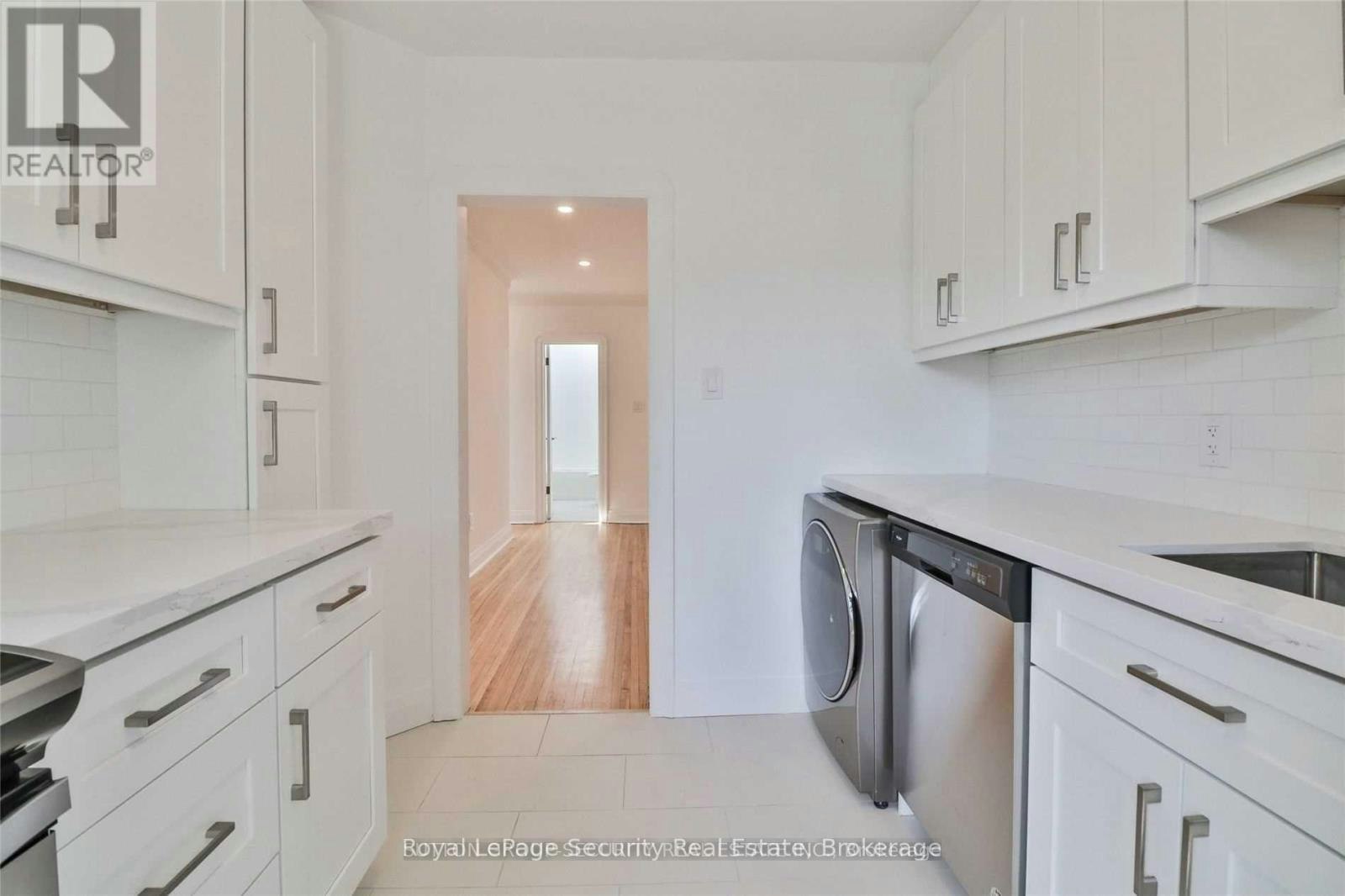 2-3317 Lake Shore Boulevard W, Toronto, ON, M8W 1M8 - 14