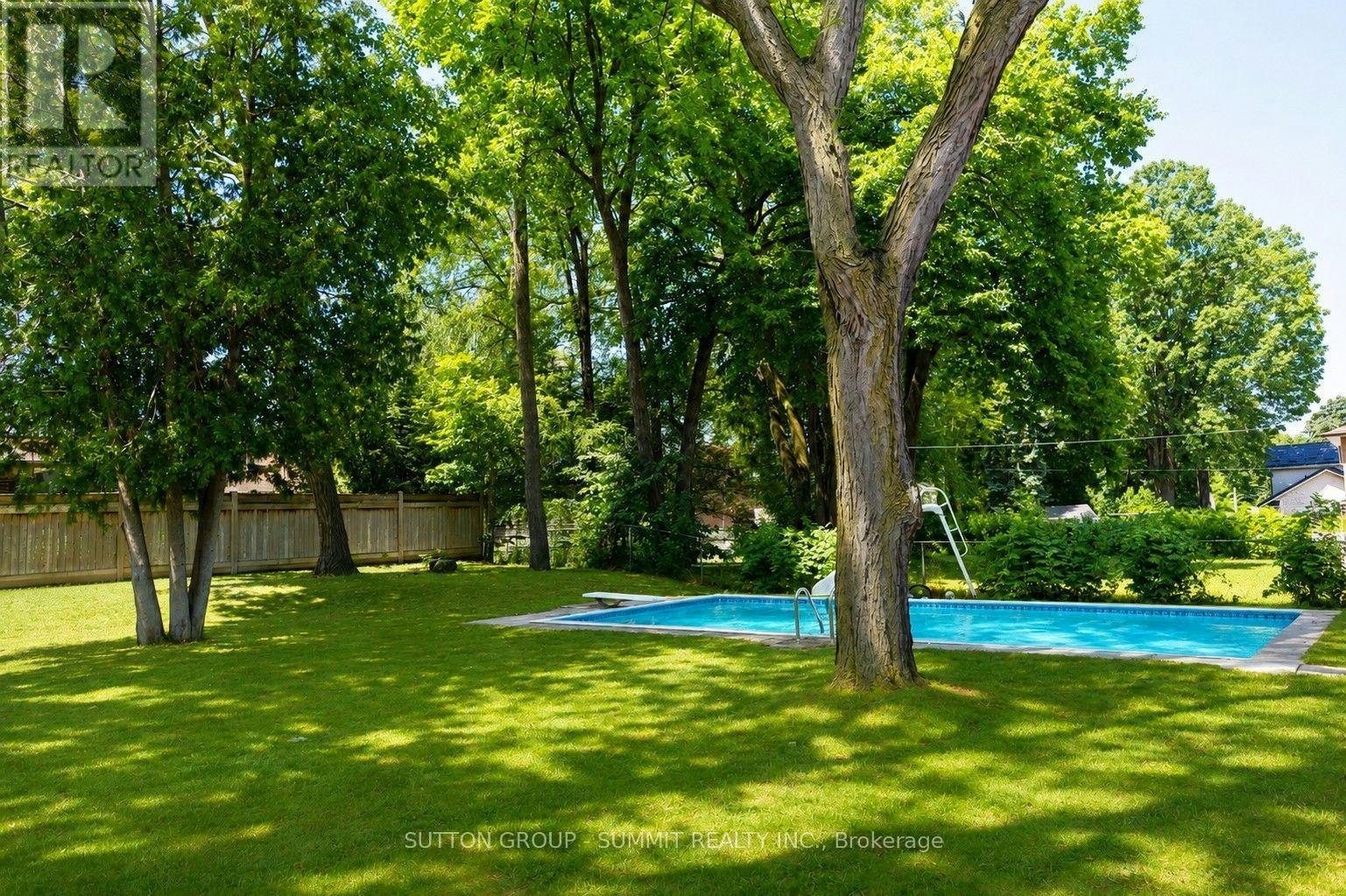 20 Havenridge Drive, Toronto, ON, M9P 3M4 - 38