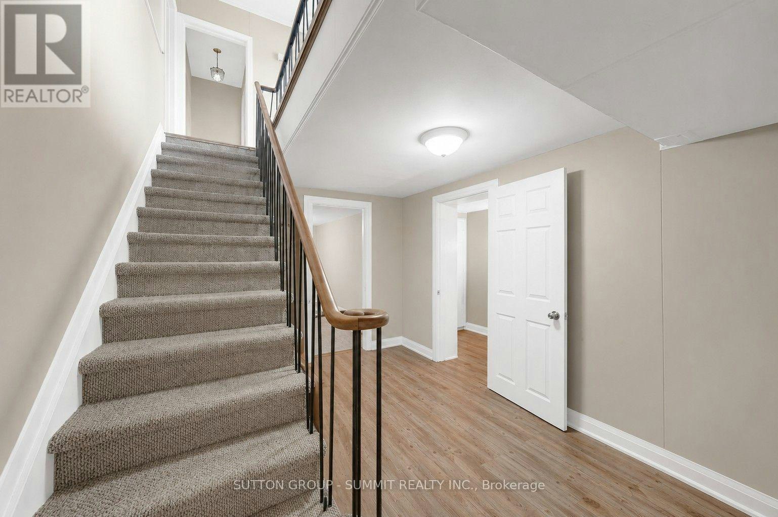 20 Havenridge Drive, Toronto, ON, M9P 3M4 - 12