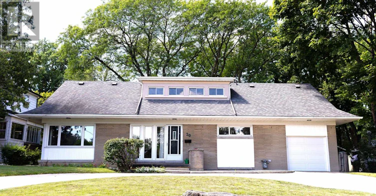 20 Havenridge Drive, Toronto, ON, M9P 3M4