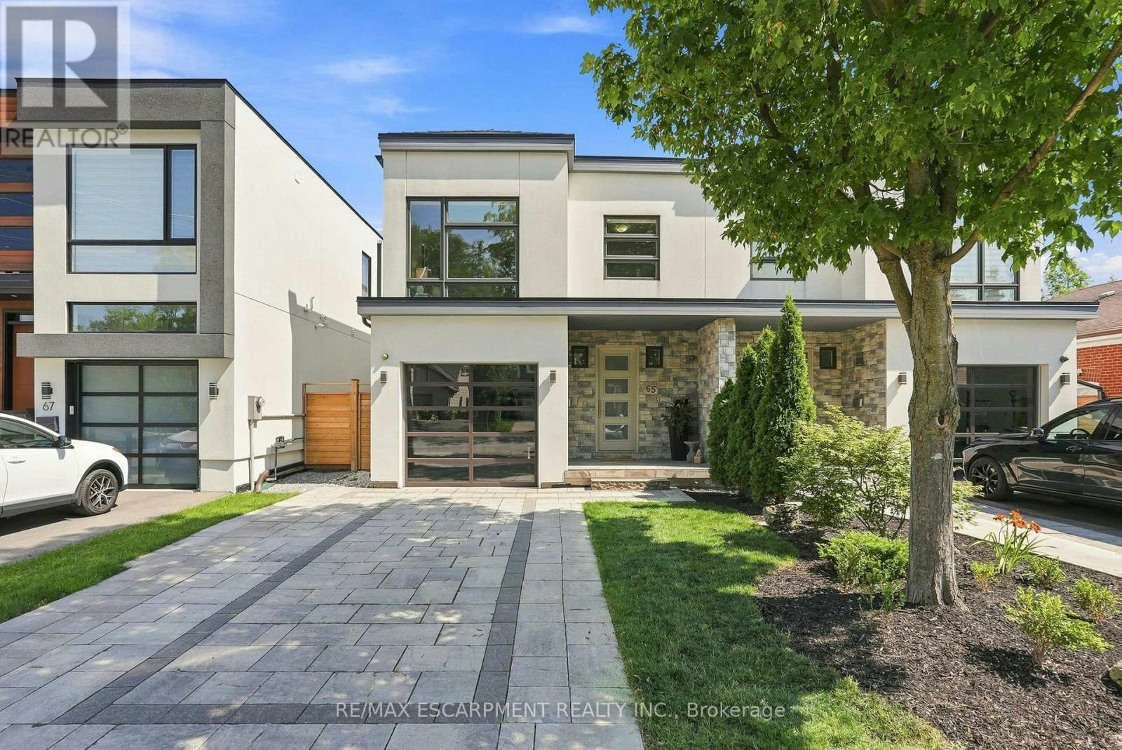 65 Forest Avenue, Mississauga, ON, L5G 1L3