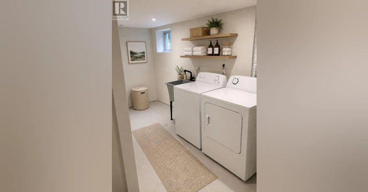 100 Ballacaine Drive, Toronto, ON, M8Y 4B8 - 13