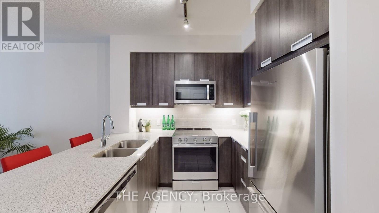 820-35 Watergarden Drive, Mississauga, ON, L5R 0G8 - 18
