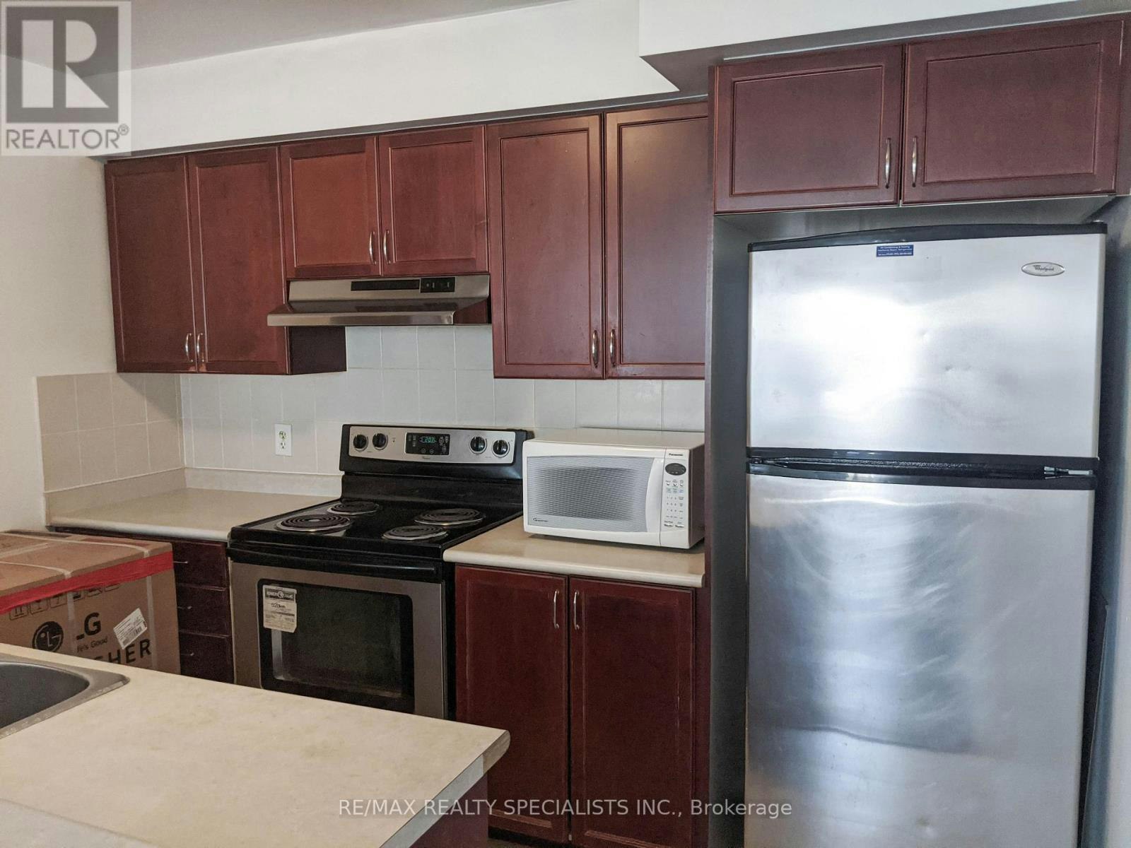 84-5035 Oscar Peterson Boulevard, Mississauga, ON, L5M 0P4 - 4