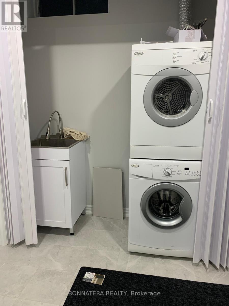 BSMT-284 Hickory Circle, Oakville, ON, L6H 4V1 - 9