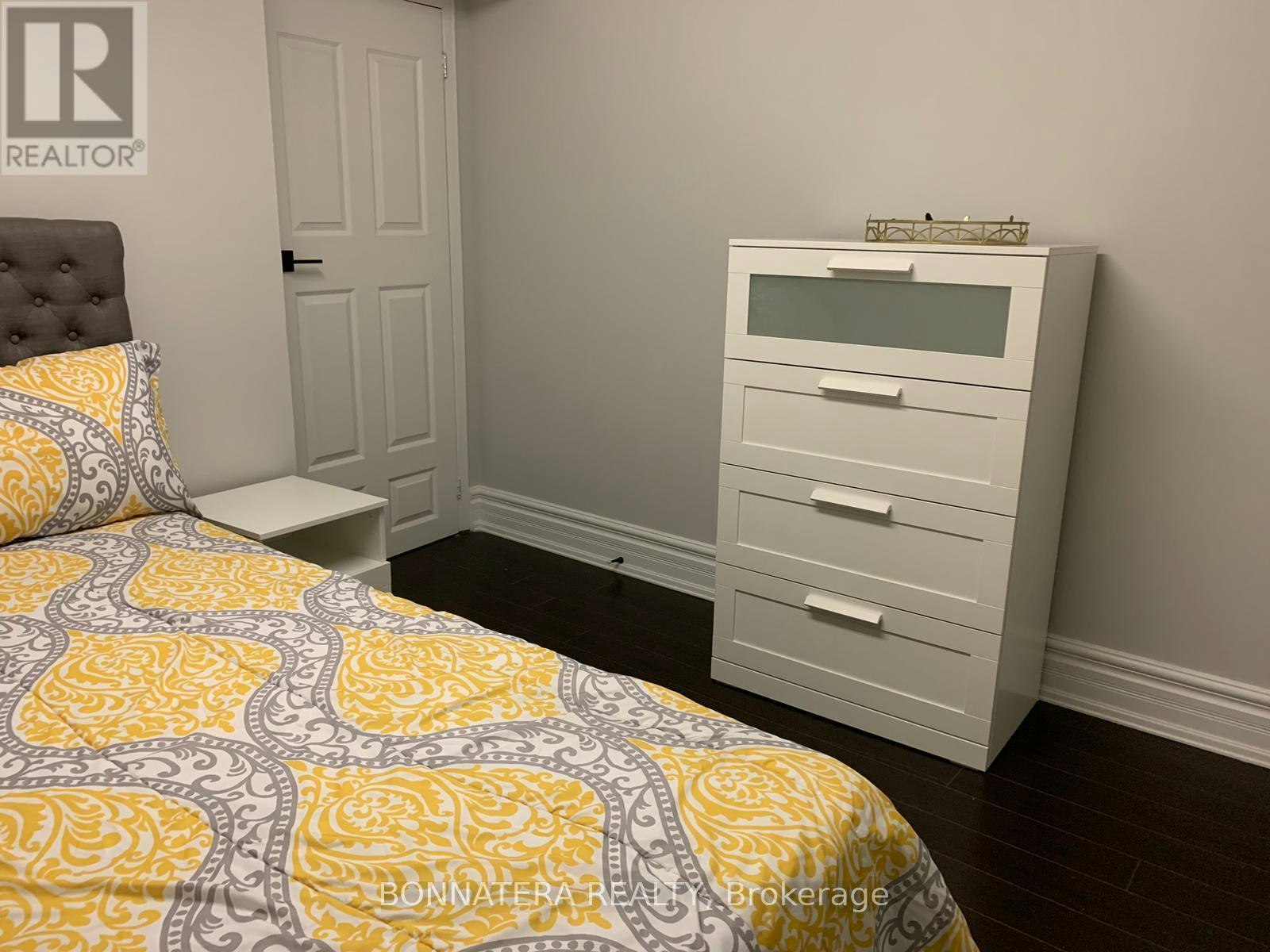 BSMT-284 Hickory Circle, Oakville, ON, L6H 4V1 - 7