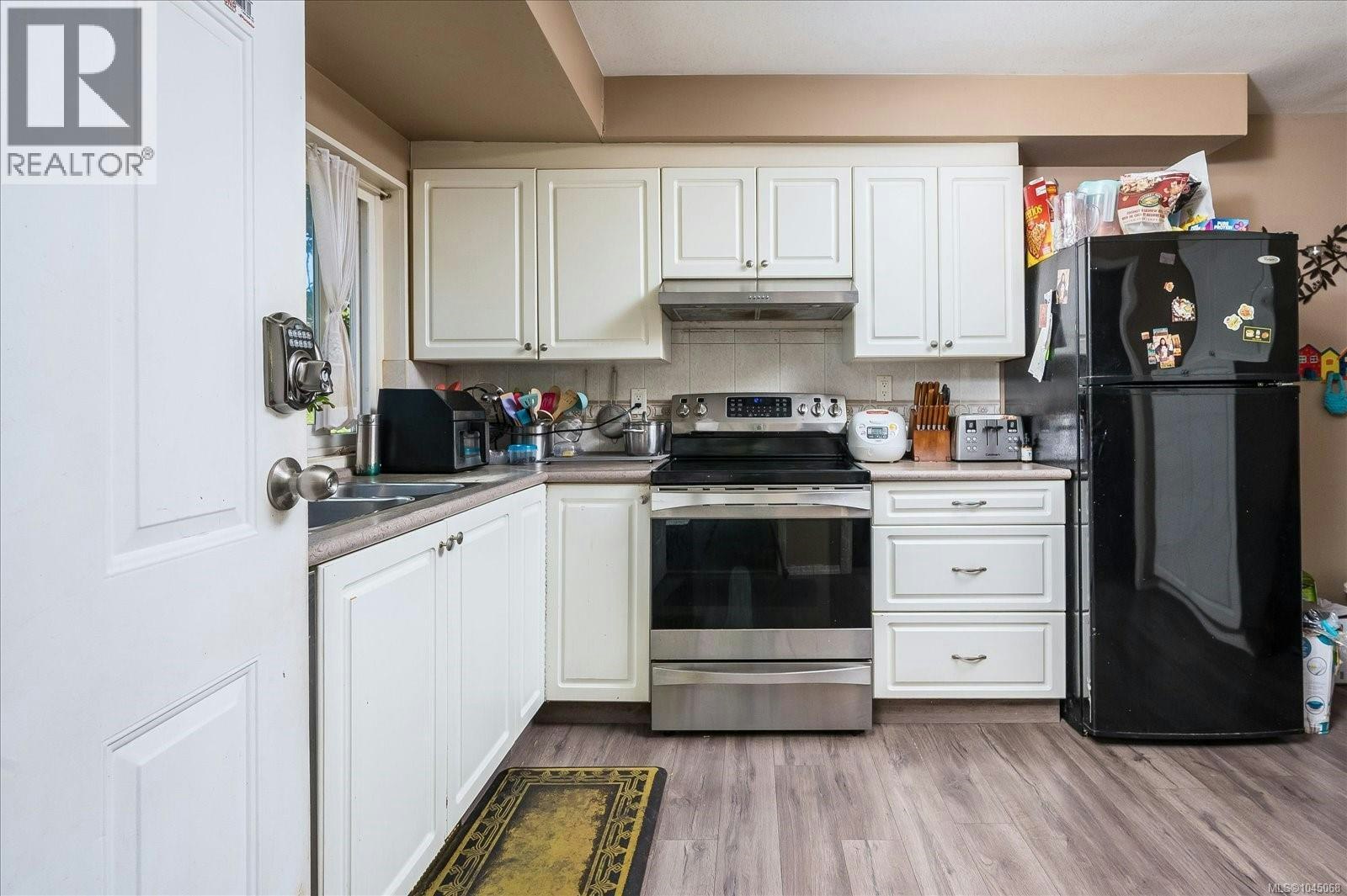 3315 Hammond Bay Road, Nanaimo, BC, V9T 1E4 - 10