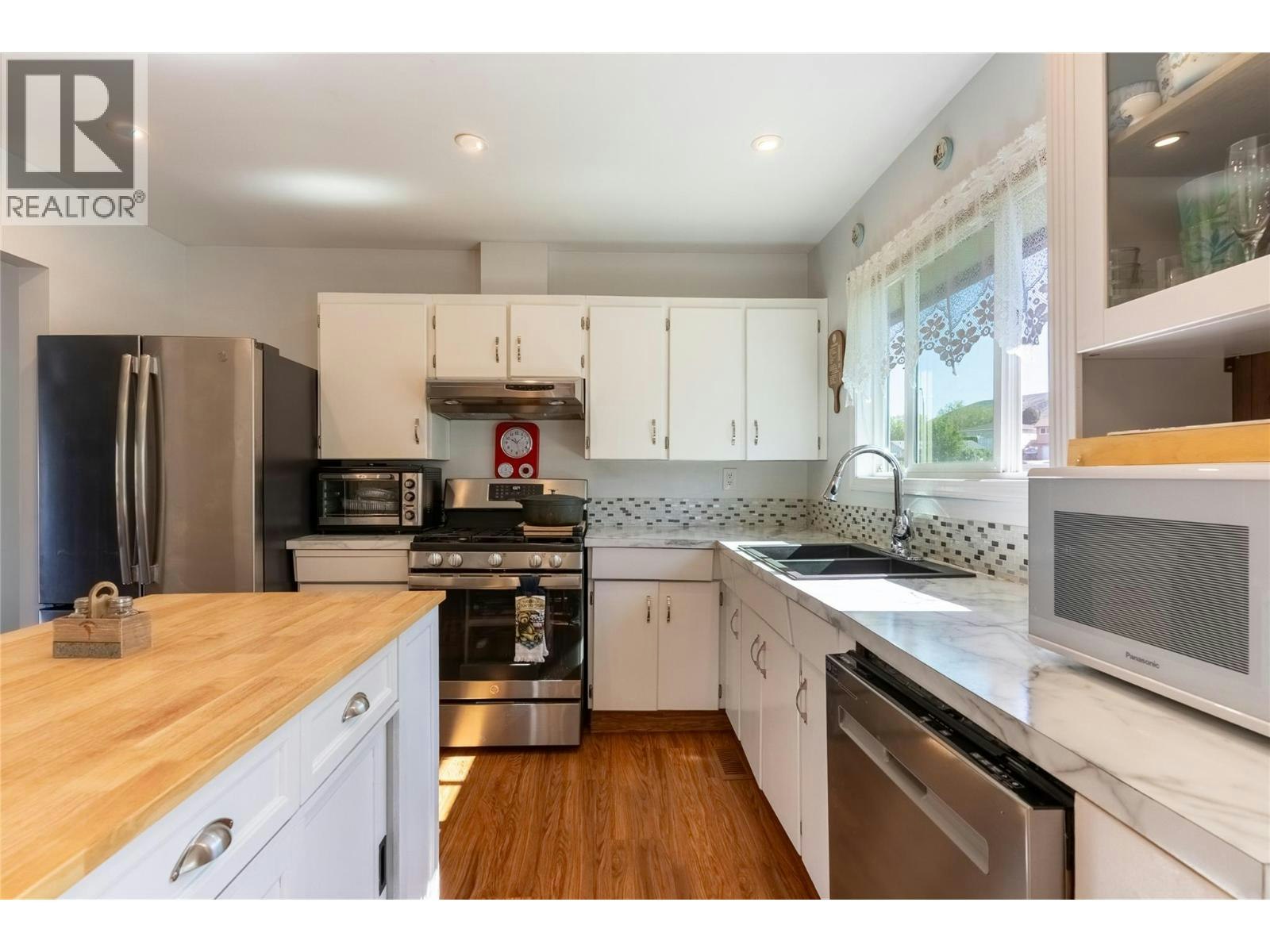 1254 Heustis Drive, Ashcroft, BC, V0K 1A0 - 20