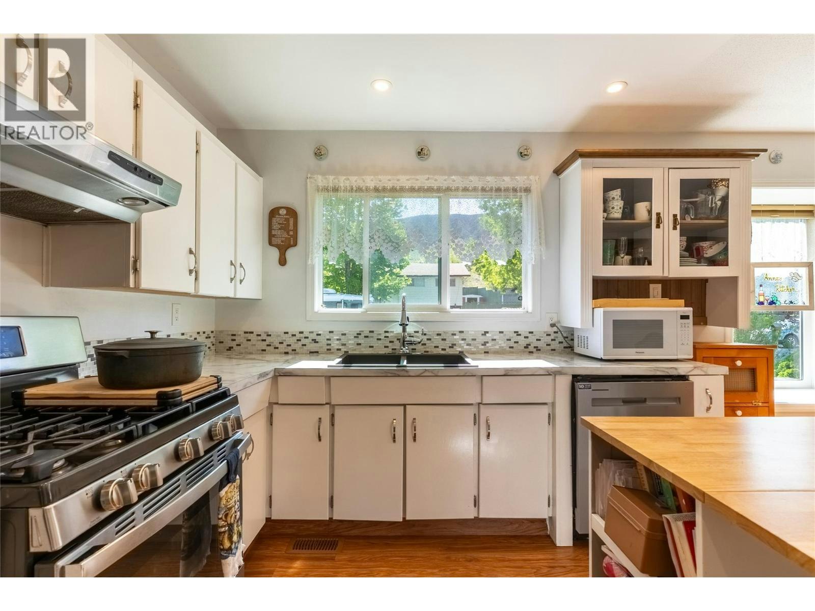 1254 Heustis Drive, Ashcroft, BC, V0K 1A0 - 22