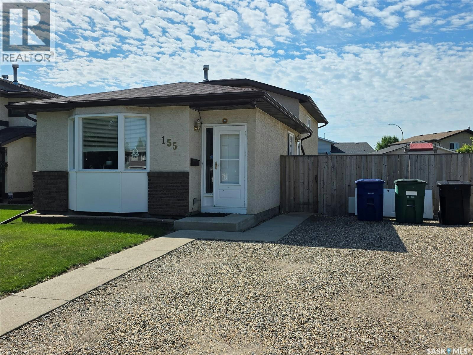 155 Carter Crescent, Saskatoon, SK, S7L 7K4