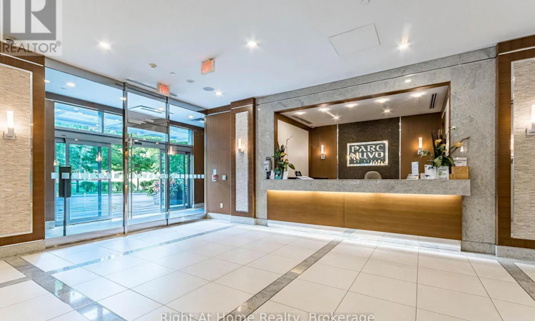 1303-15 Viking Lane