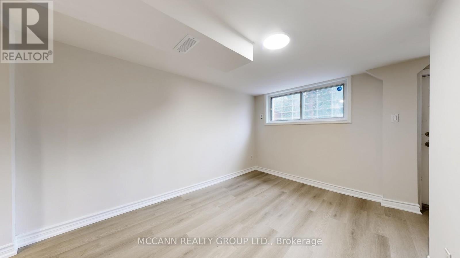 BSMT-496 Northcliffe Boulevard, Toronto, ON, M6E 3L5 - 14