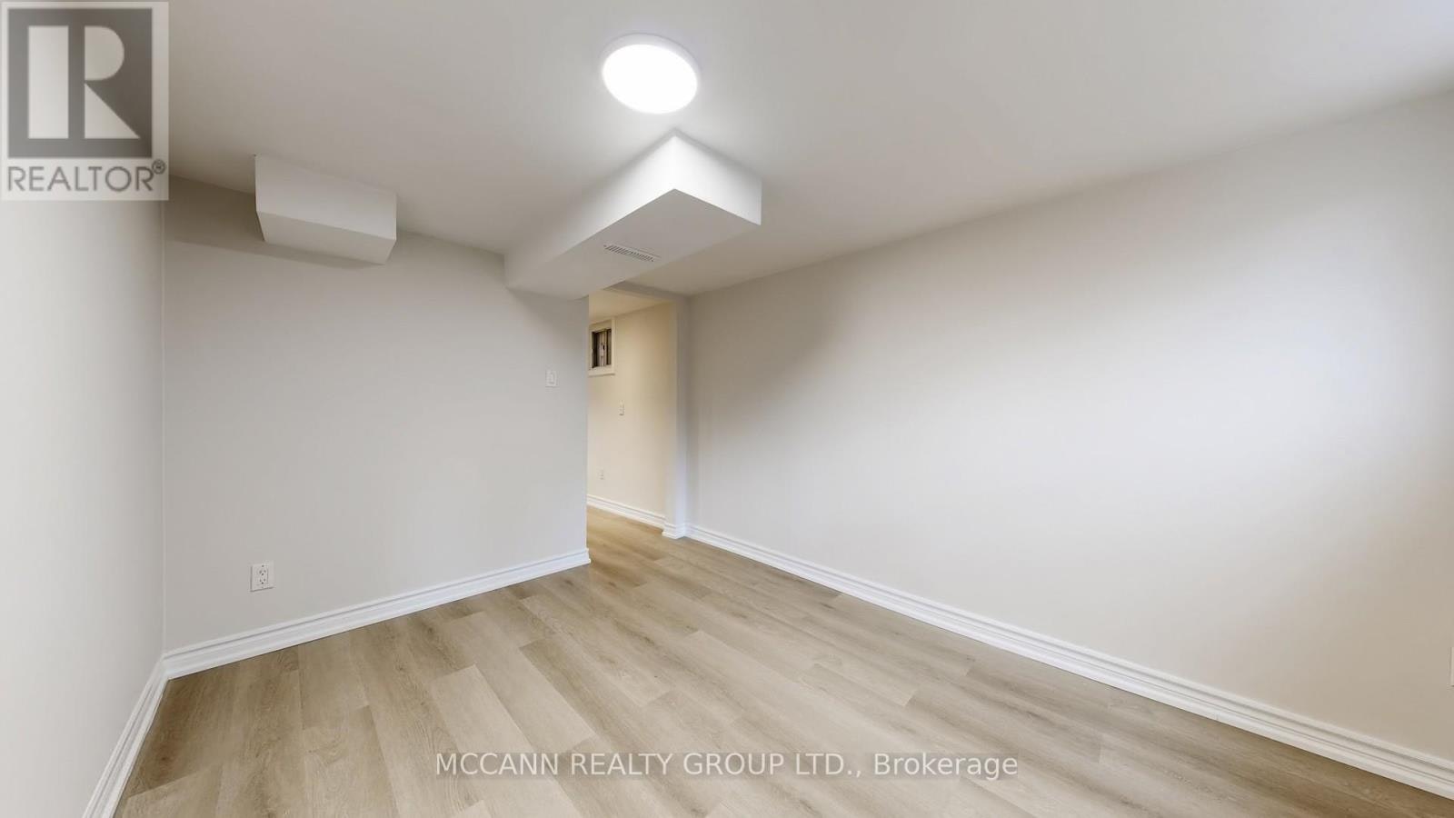 BSMT-496 Northcliffe Boulevard, Toronto, ON, M6E 3L5 - 15