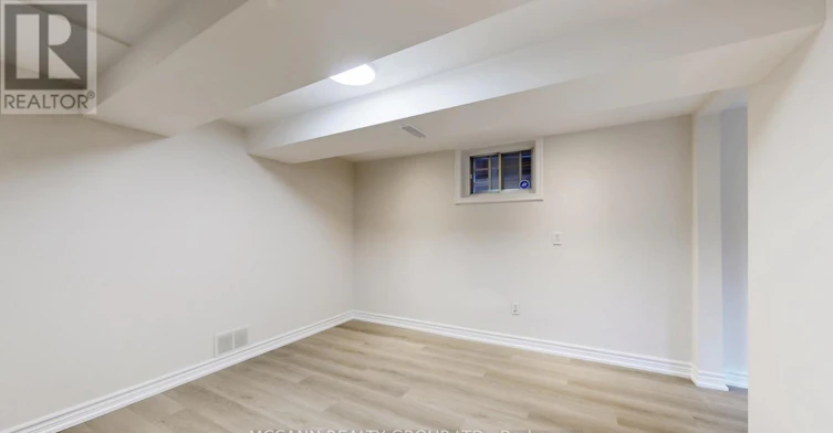BSMT-496 Northcliffe Boulevard, Toronto, ON, M6E 3L5 - 12