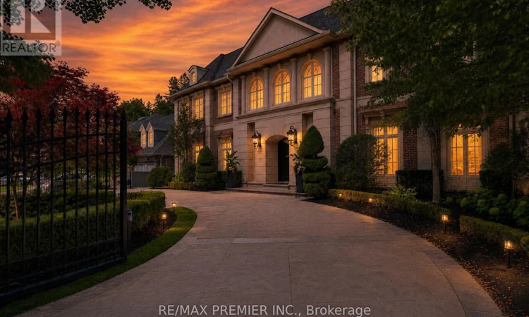 6 The Bridle Path