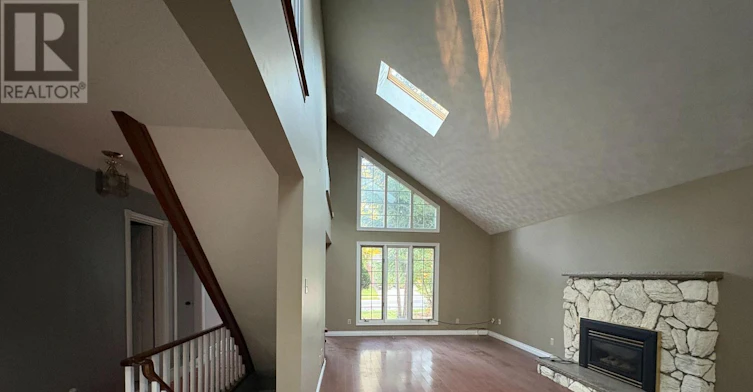 114 Lorne Avenue, Newmarket, ON, L3Y 4J6 - 6