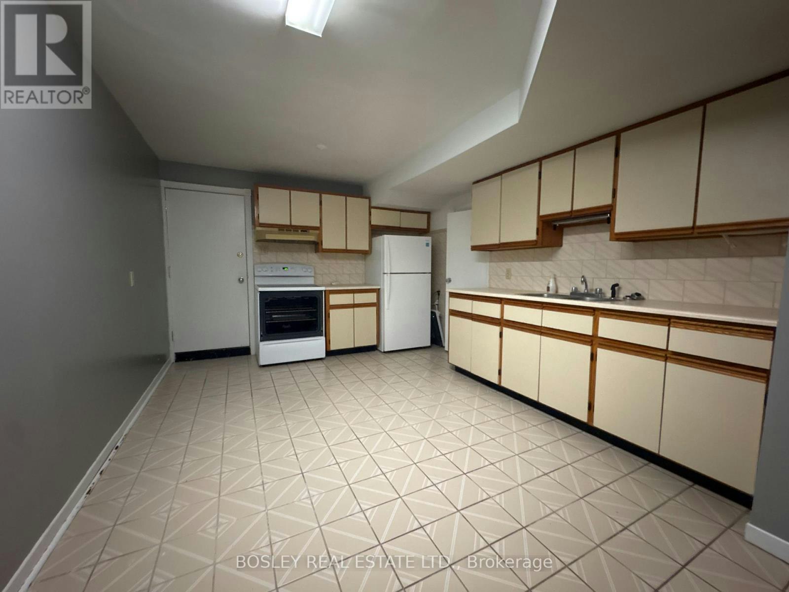 114 Lorne Avenue, Newmarket, ON, L3Y 4J6 - 36