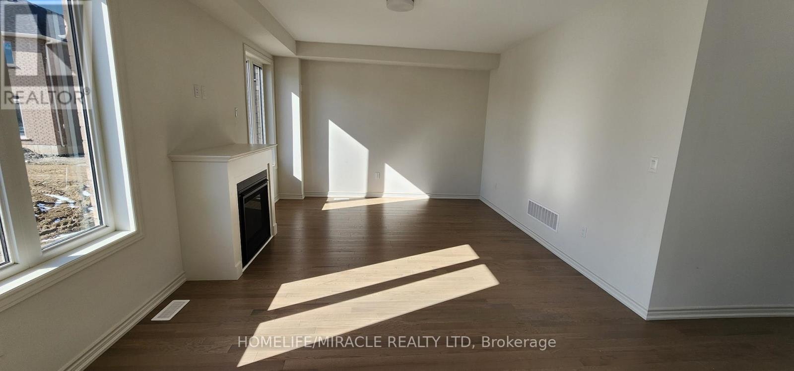 30 Hummingbird Grove, Adjala-Tosorontio, ON, L0G 1W0 - 12