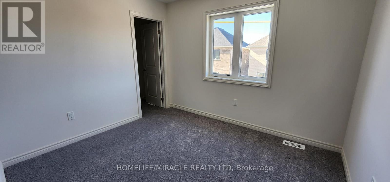 30 Hummingbird Grove, Adjala-Tosorontio, ON, L0G 1W0 - 31