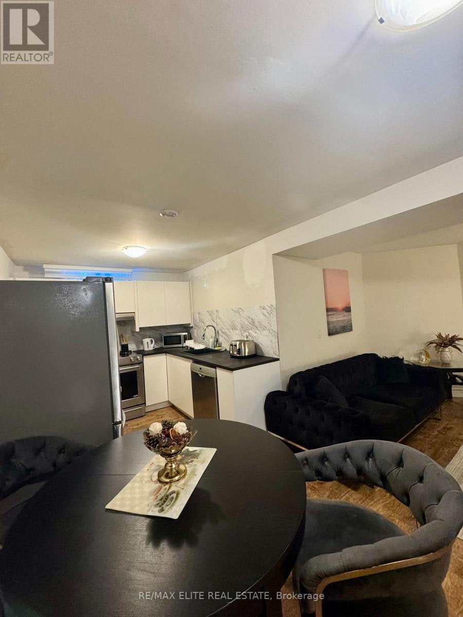 BASEMENT-169 Larratt Lane, Richmond Hill, ON, L4C 0E8 - 8