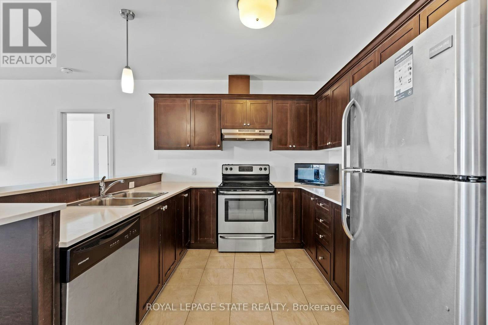 402-26 Wellington Street, St. Catharines, ON, L2R 6Y8 - 7