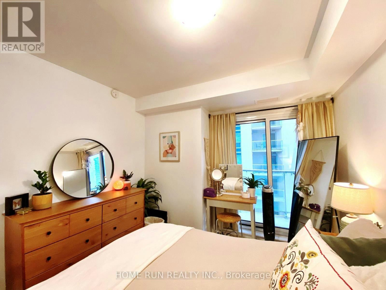 1307-242 Rideau Street, Ottawa, ON, K2S 0B7 - 10